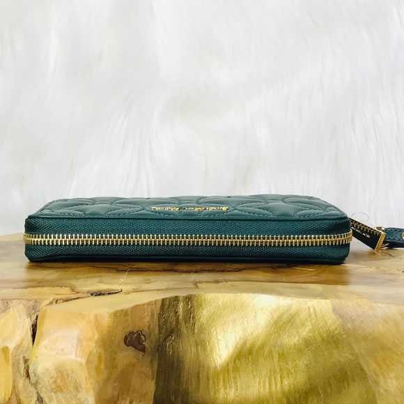 Michael Kors Jet Set Phone Case Quilted Wallet - Picture 6 of 8